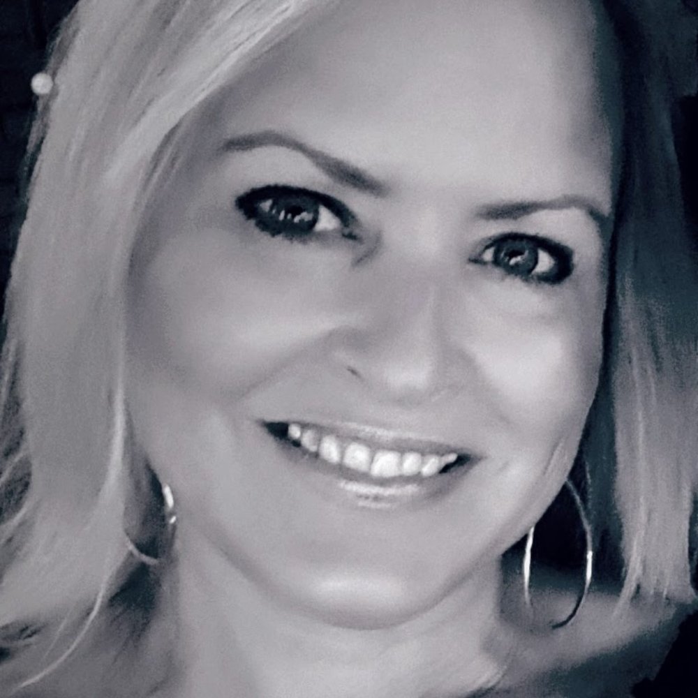 Meet your Posher, Gina